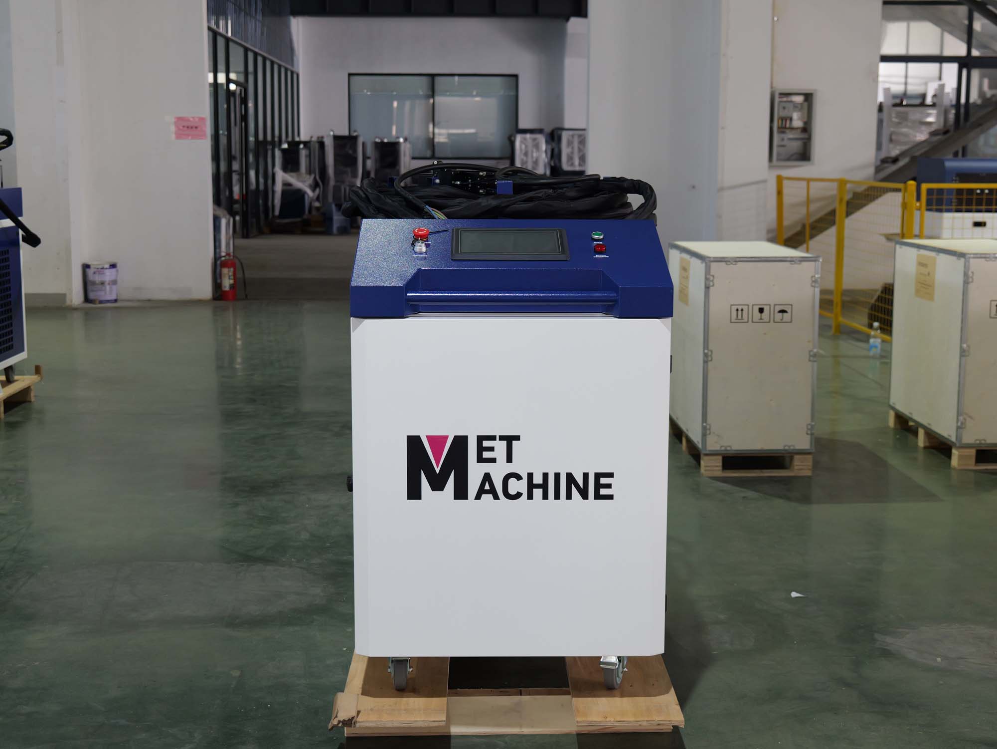 Аппарат ручной лазерной очистки  MetMachine MLC-6000С - 2